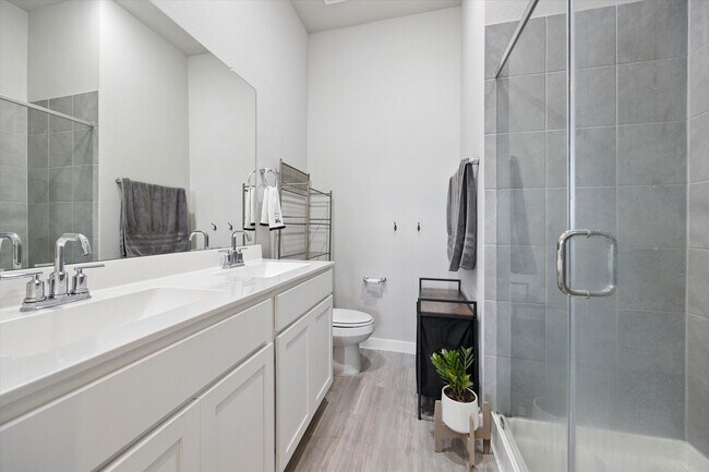 Foto del edificio - 2493 Clydesdale Ln
