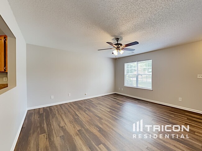 Foto del edificio - 401 Peachtree Rd
