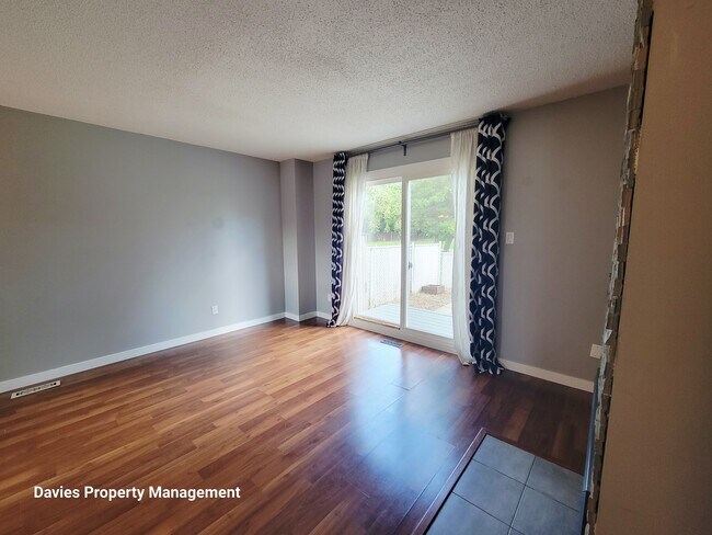 Photo du bâtiment - 5805 Riverbend Rd NW