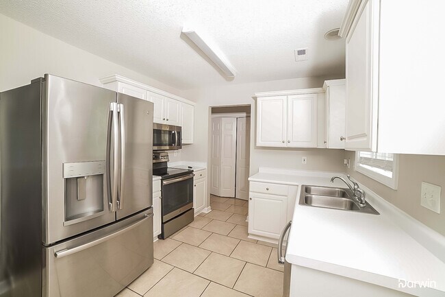 Building Photo - 1430 Somerset Crossing Ln