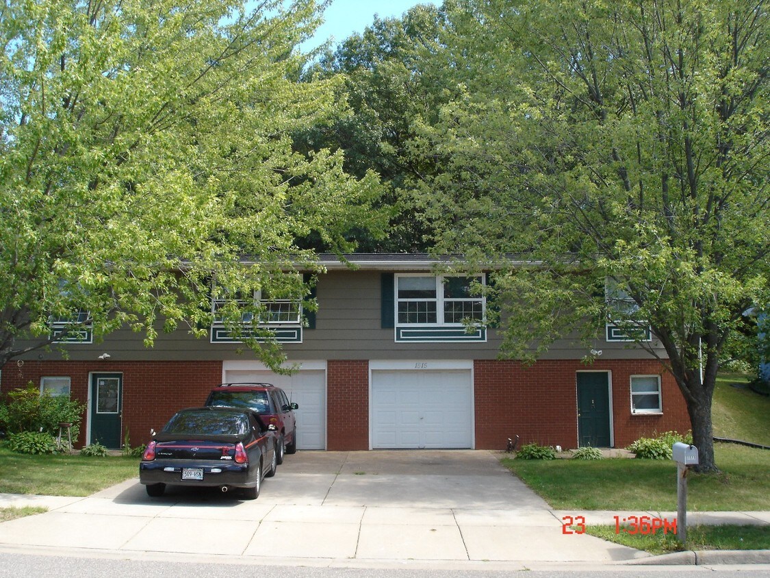 1515 Nicholas Dr, Eau Claire, WI 54703 Rentals in Eau Claire at 1515