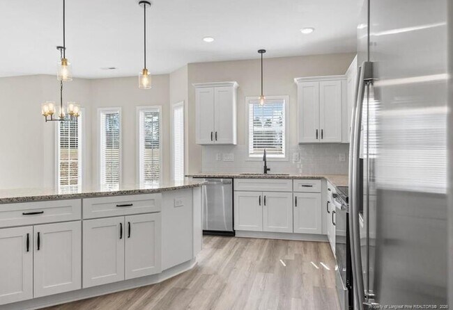 Foto del edificio - 7001 Summerlin Dr