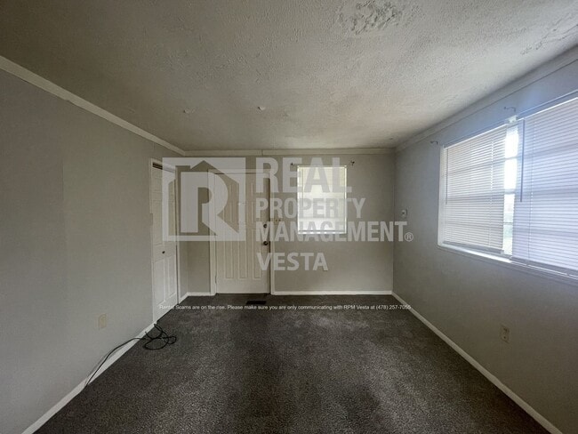 Foto del edificio - 4940 Faubus Ave