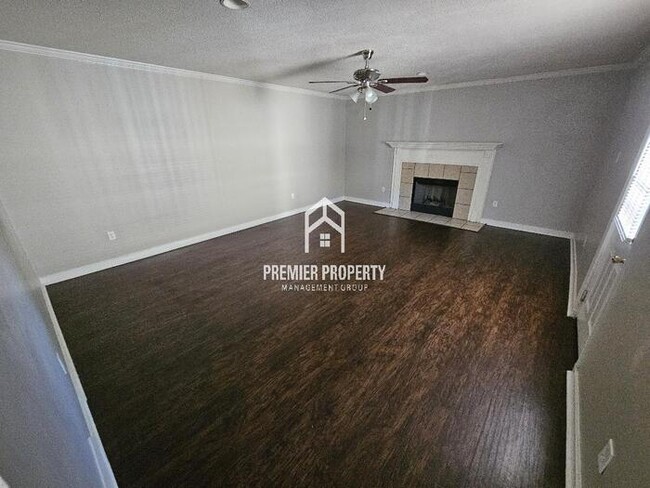 Building Photo - 5809 Lynnfield Cove