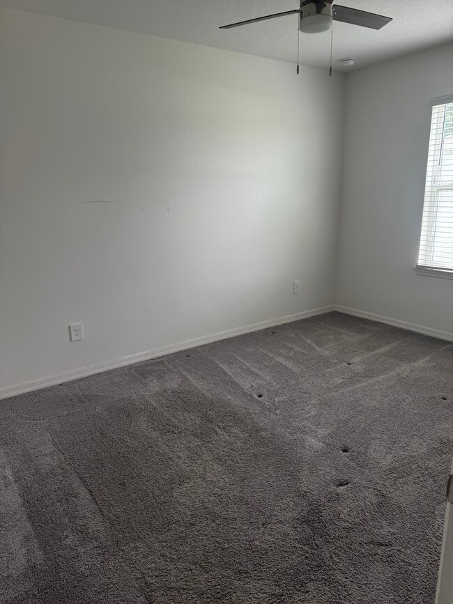 Photo - 1811 SE Sandia Dr House