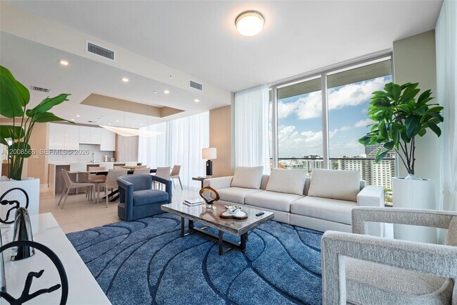 Foto del edificio - 153 N Seabreeze Blvd