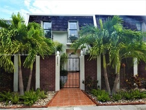 Building Photo - 9807 SW 93rd Terrace