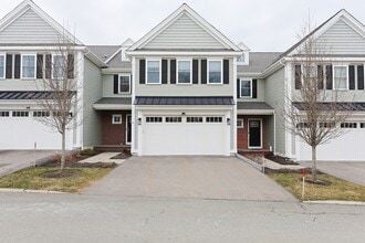 Building Photo - 8 Riverstone Way