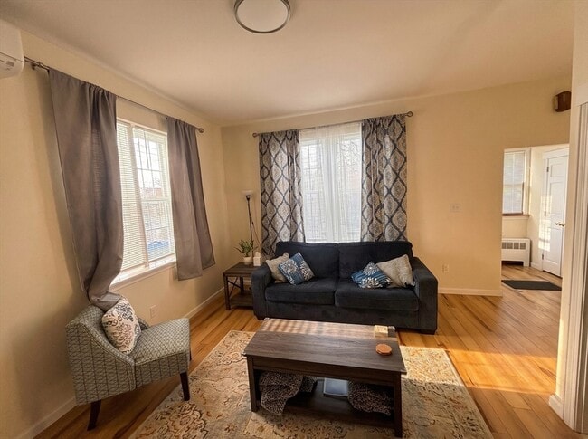 Foto del edificio - 407 Main St