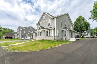 Building Photo - 20 Cottage St