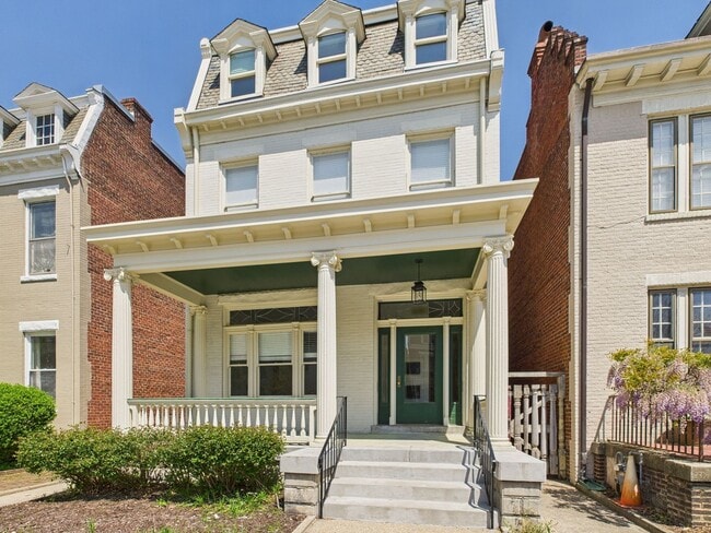 Building Photo - 2620 Hanover Ave