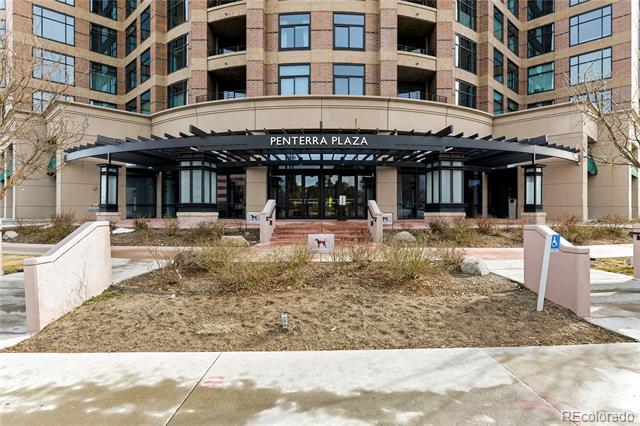 Foto del edificio - 8100 E Union Ave