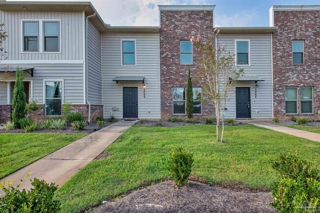 Building Photo - 5069 Peach Dr