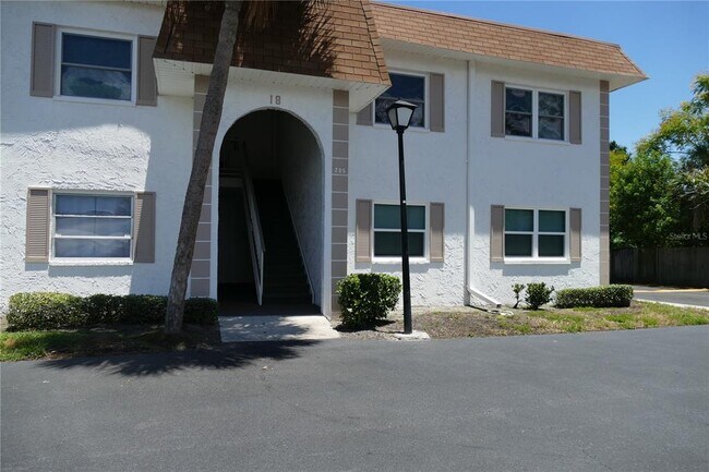 Foto del edificio - 205 S McMullen Booth Rd