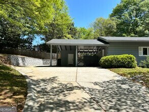 Building Photo - 6379 Vernon Woods Dr NE