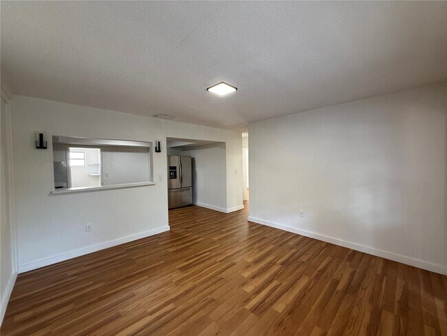 Foto del edificio - 6301 Moseley St