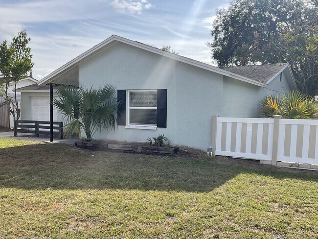 Foto del edificio - 6214 Palmview Ct