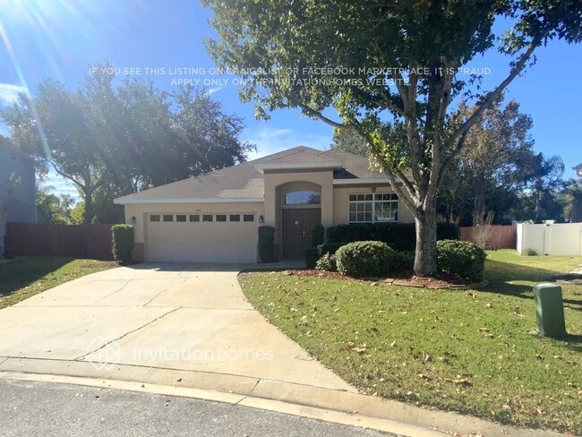 Building Photo - 400 Oak Springs Ct