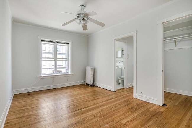 Foto del edificio - 658 W Oakdale Ave