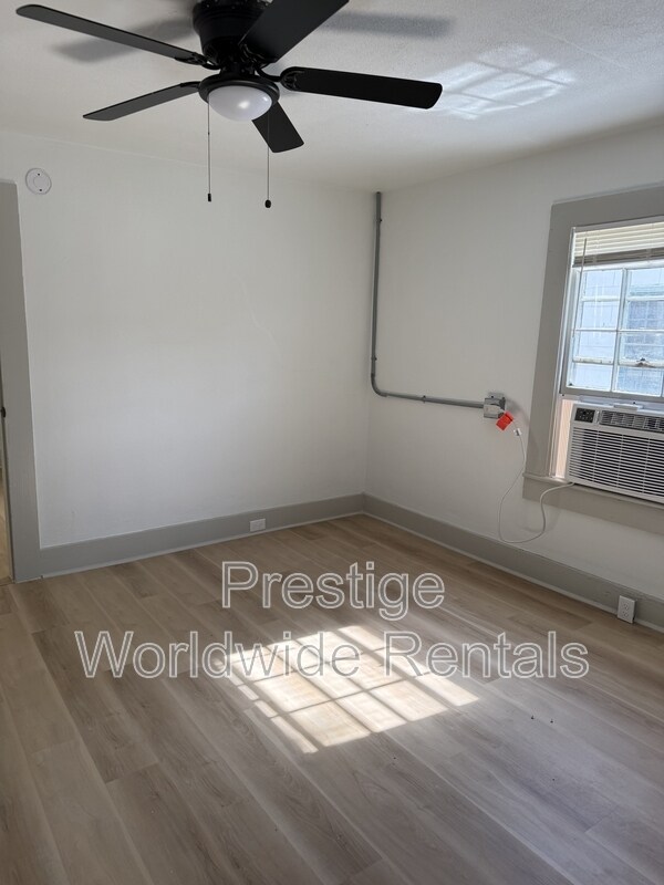 Foto del edificio - 1051 43rd St