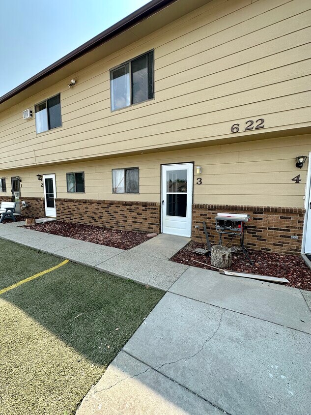622 Oakmont Rd Unit 3, Billings, MT 59105 Condo for Rent in Billings