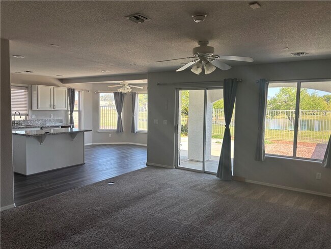 Building Photo - 2838 Cam Del Rio