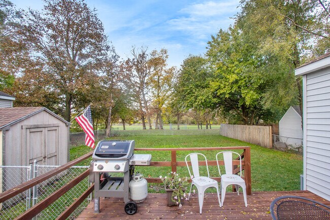 Foto del edificio - 3329 Hillcroft Ave SW