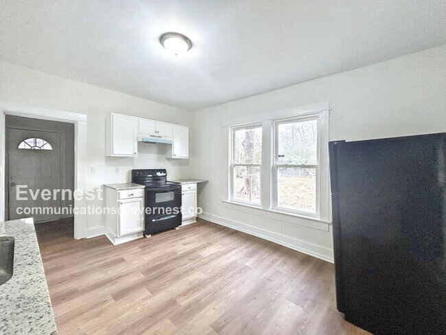 Foto del edificio - 1753 Lee Ave SW