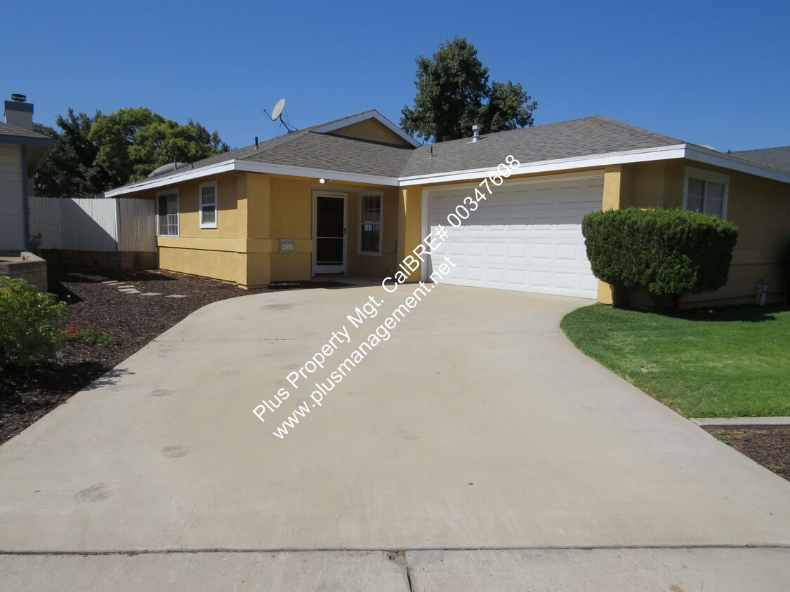 Primary Photo - Orcutt Single Story Home Near Righetti and...