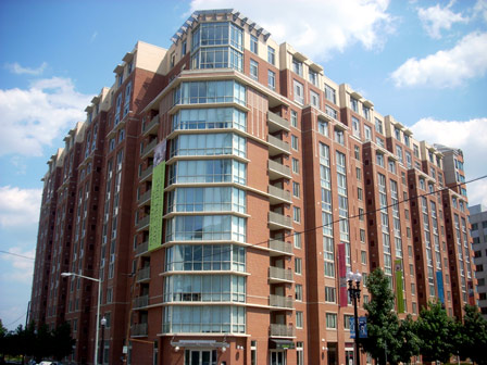 Capitol Hill Tower - 1000 New Jersey Ave SE