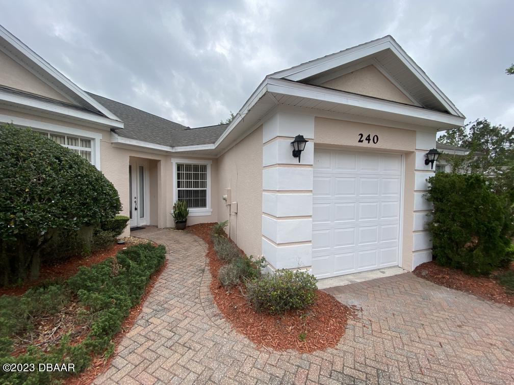 Foto principal - 240 Bauer Cir