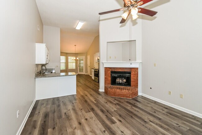 Foto del edificio - 6275 Liberty Point Cove