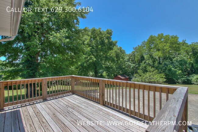 Building Photo - 3747 Westport Dr