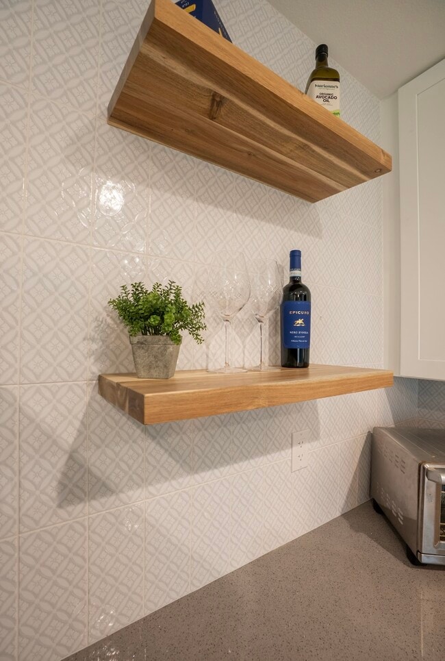 Building Photo - 3219 Sumac Rd