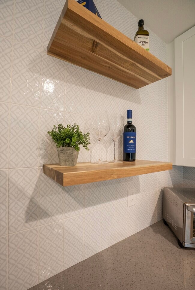 Foto del edificio - 3219 Sumac Rd