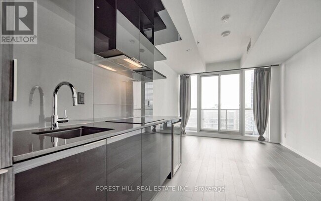 Photo du bâtiment - 70 Temperance St