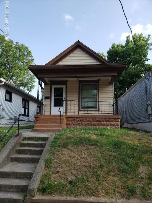 Foto principal - 1768 W Gaulbert Ave