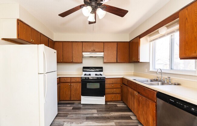 Foto del edificio - Comfortable 3 Bedroom 1 Bathroom Home