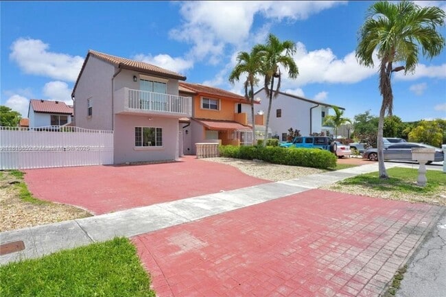 Photo - 11763 SW 15th St House