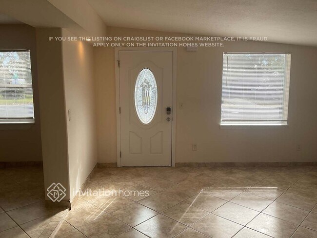 Foto del edificio - 446 Clemson Dr