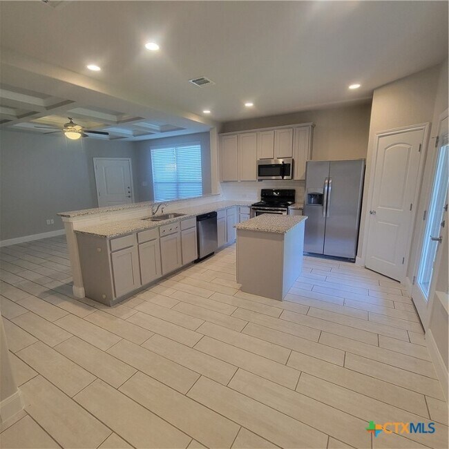 Foto del edificio - 1655 Barrett Ave