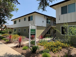 Building Photo - 1124 E Doran St