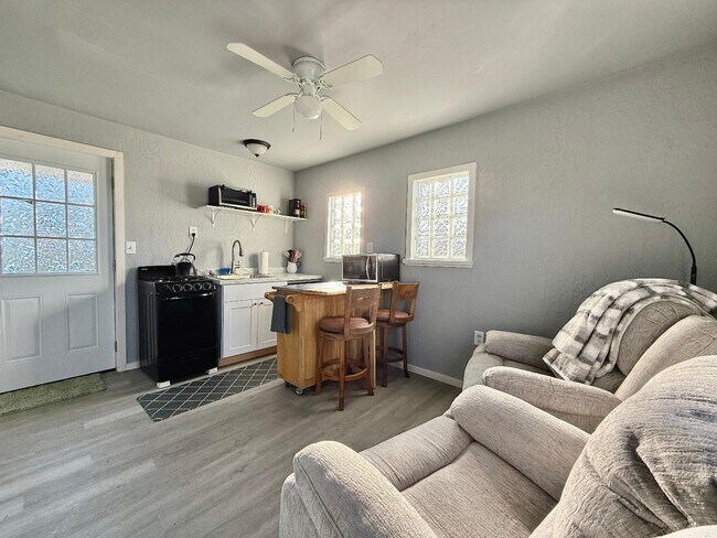 Foto del edificio - 2836 Pine St