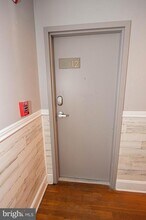 Building Photo - 308 N Division St