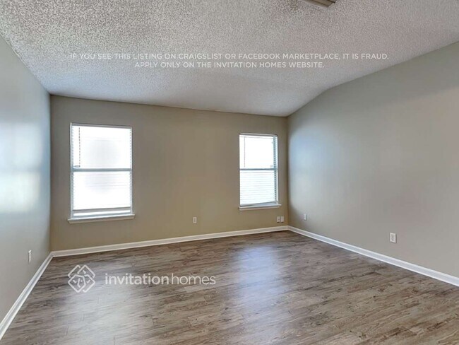 Foto del edificio - 12370 Carriann Cove Trail S