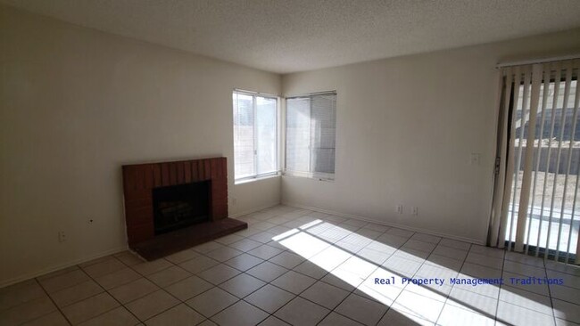 Foto del edificio - Great 3 bedroom Home in Palmdale