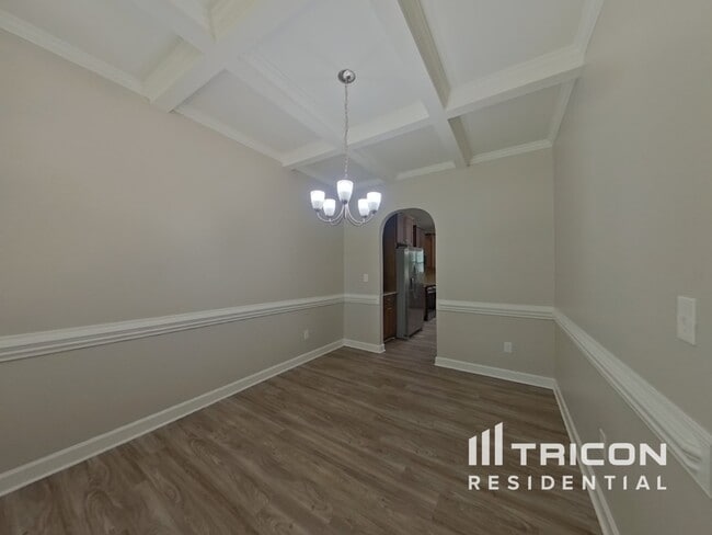 Foto del edificio - 144 Misty Woods Dr