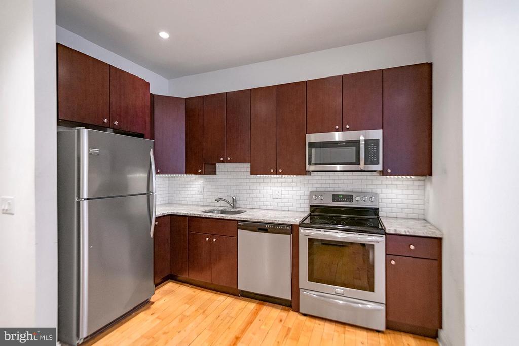 Foto principal - 427 Monroe St