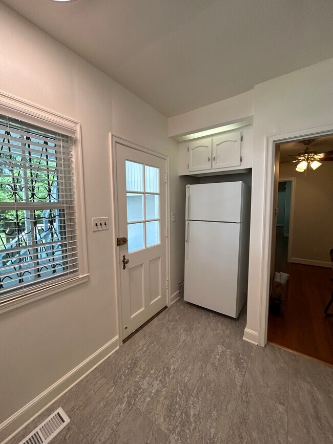 Enter kitchen thru backdoor - 2323 Broadmeade Rd