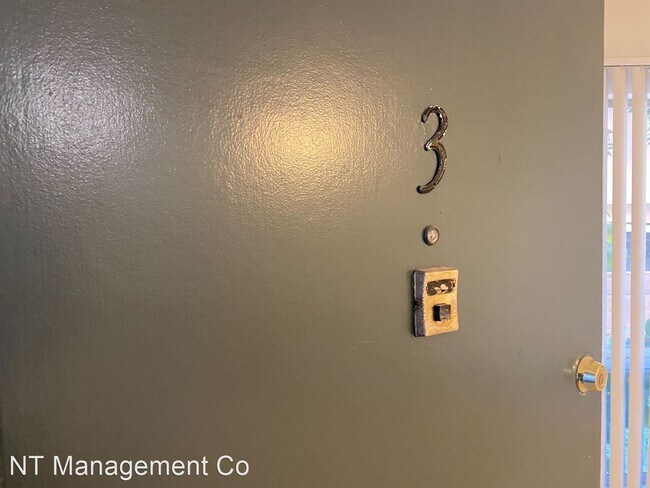 Foto del edificio - 1 br, 1 bath Apartment - 3419-31 Keystone ...